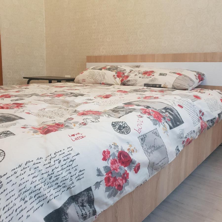 Apartment Theatre Shepkina 2 Rooms II Sumy Bagian luar foto